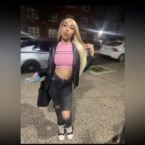 Meet your Posher, Paola